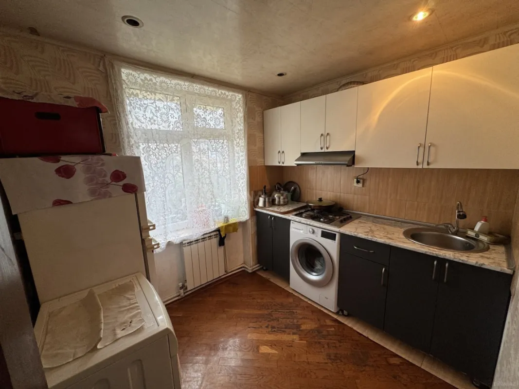 Satılır 3 otaqlı mənzil 62 m²