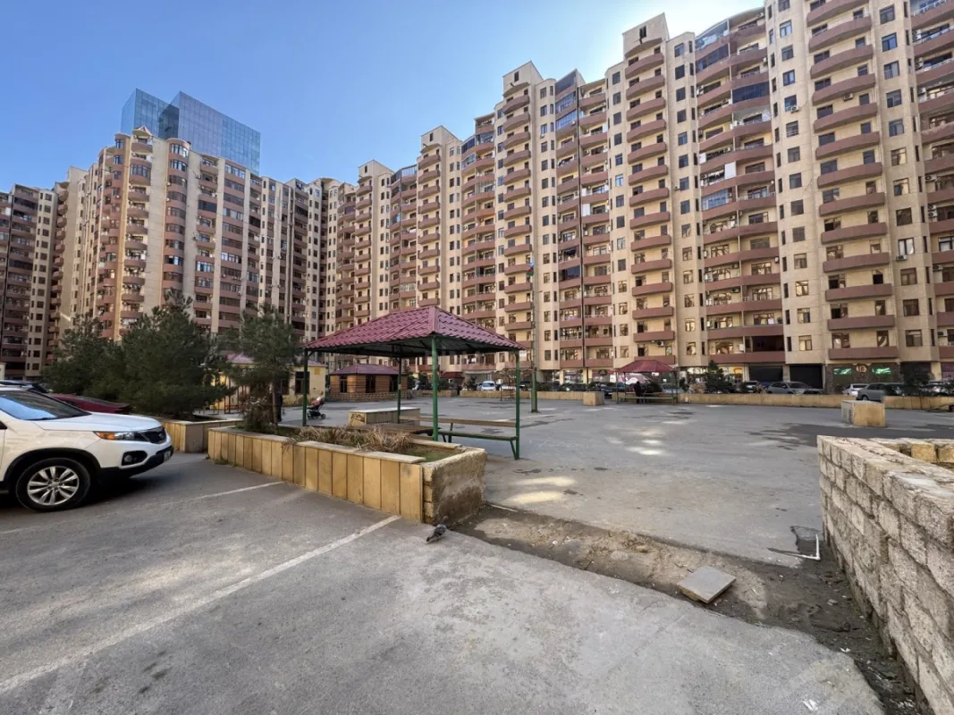 Kirayə verilir 2 otaqlı mənzil 70 m²