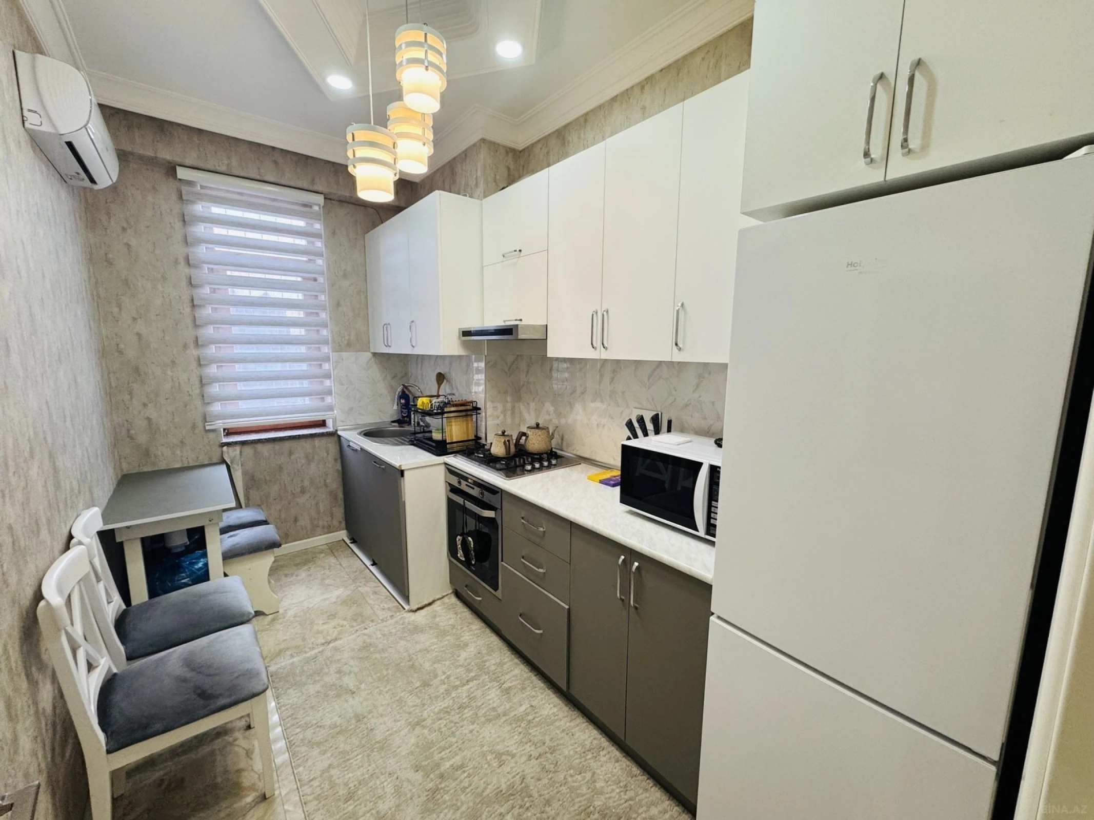 Kirayə verilir 2 otaqlı mənzil 70 m²