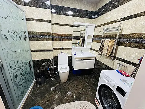 Kirayə verilir 2 otaqlı mənzil 70 m²
