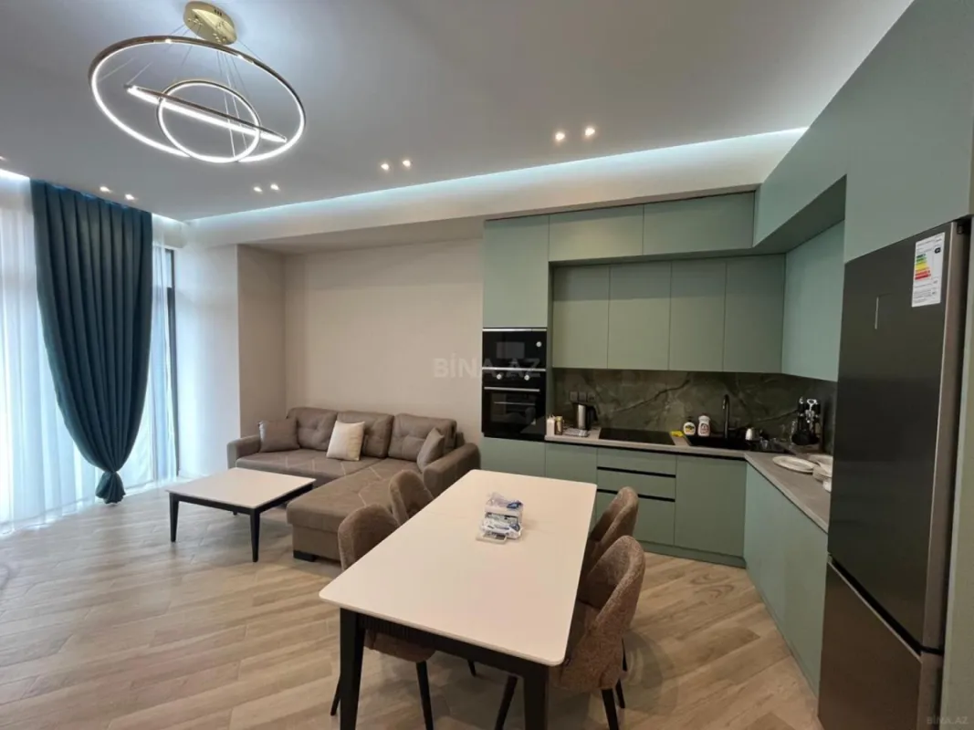 Kirayə verilir 2 otaqlı mənzil 80 m²