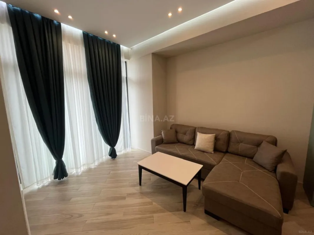 Kirayə verilir 2 otaqlı mənzil 80 m²