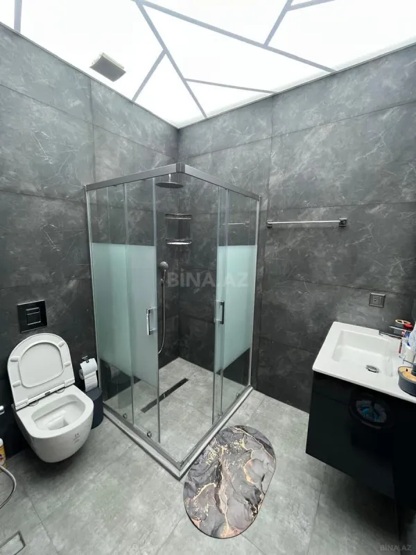 Kirayə verilir 2 otaqlı mənzil 80 m²