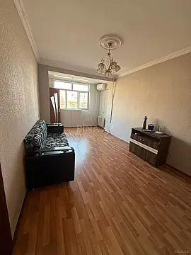 Kirayə verilir 2 otaqlı mənzil 50 m²