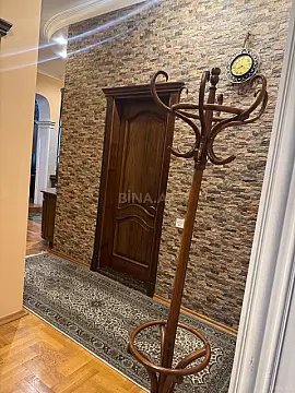 Kirayə verilir 3 otaqlı mənzil 105 m² — Bakı 3 otaq 105.00 m²