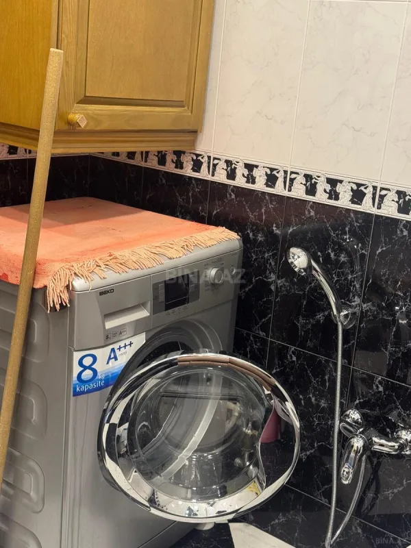 Kirayə verilir 3 otaqlı mənzil 105 m²