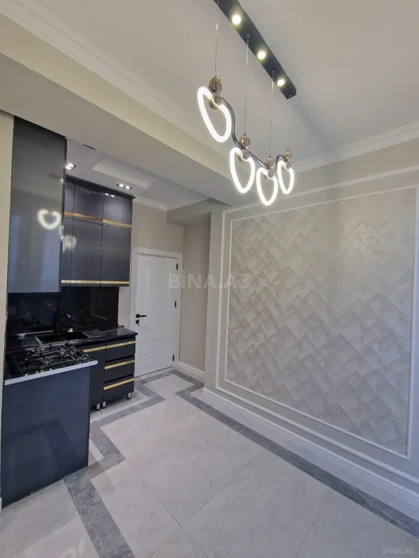 Satılır 2 otaqlı mənzil 70 m²