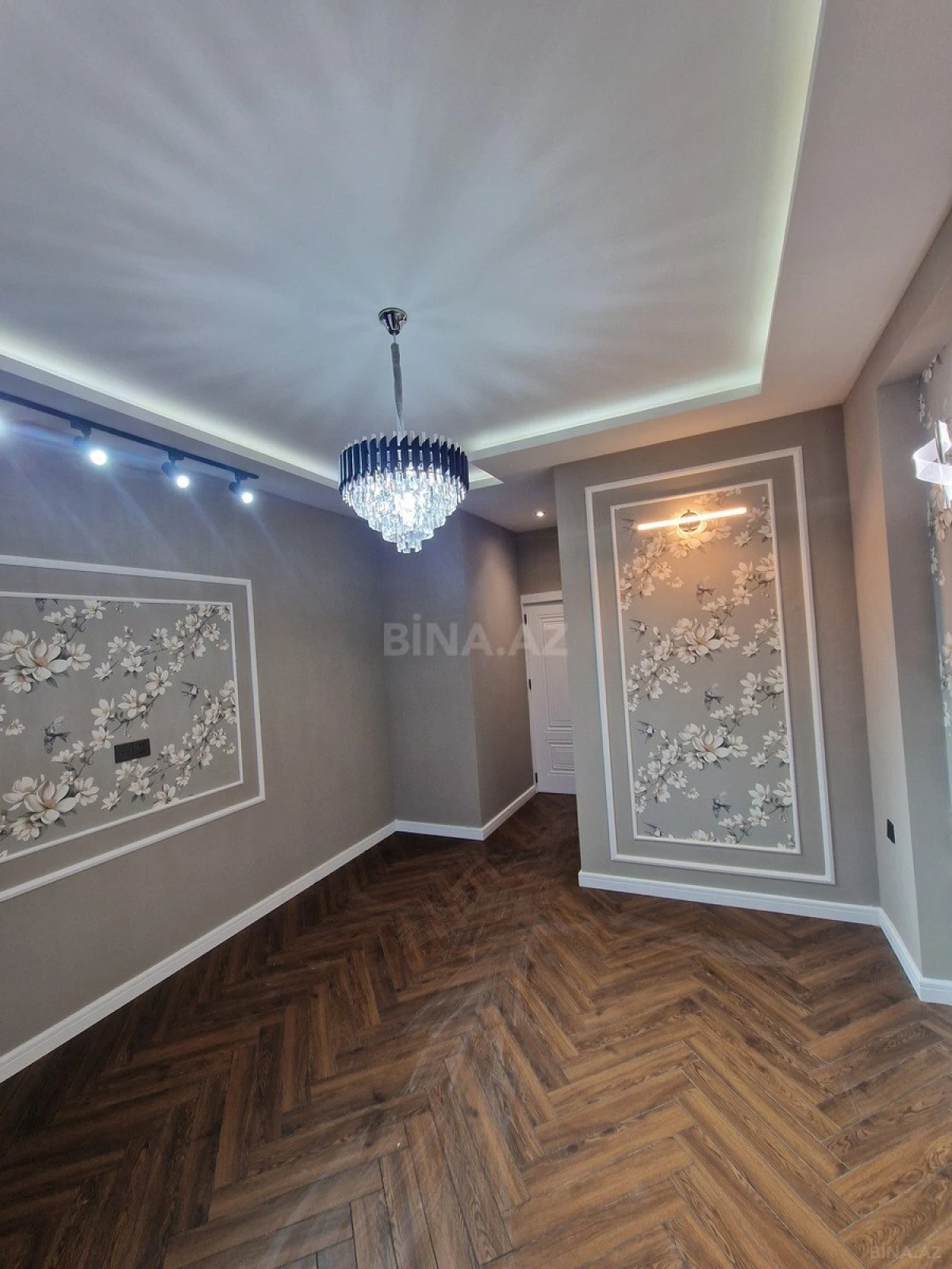 Satılır 2 otaqlı mənzil 70 m²