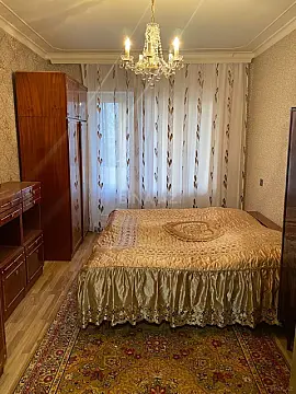 Satılır 4 otaqlı mənzil 105 m²