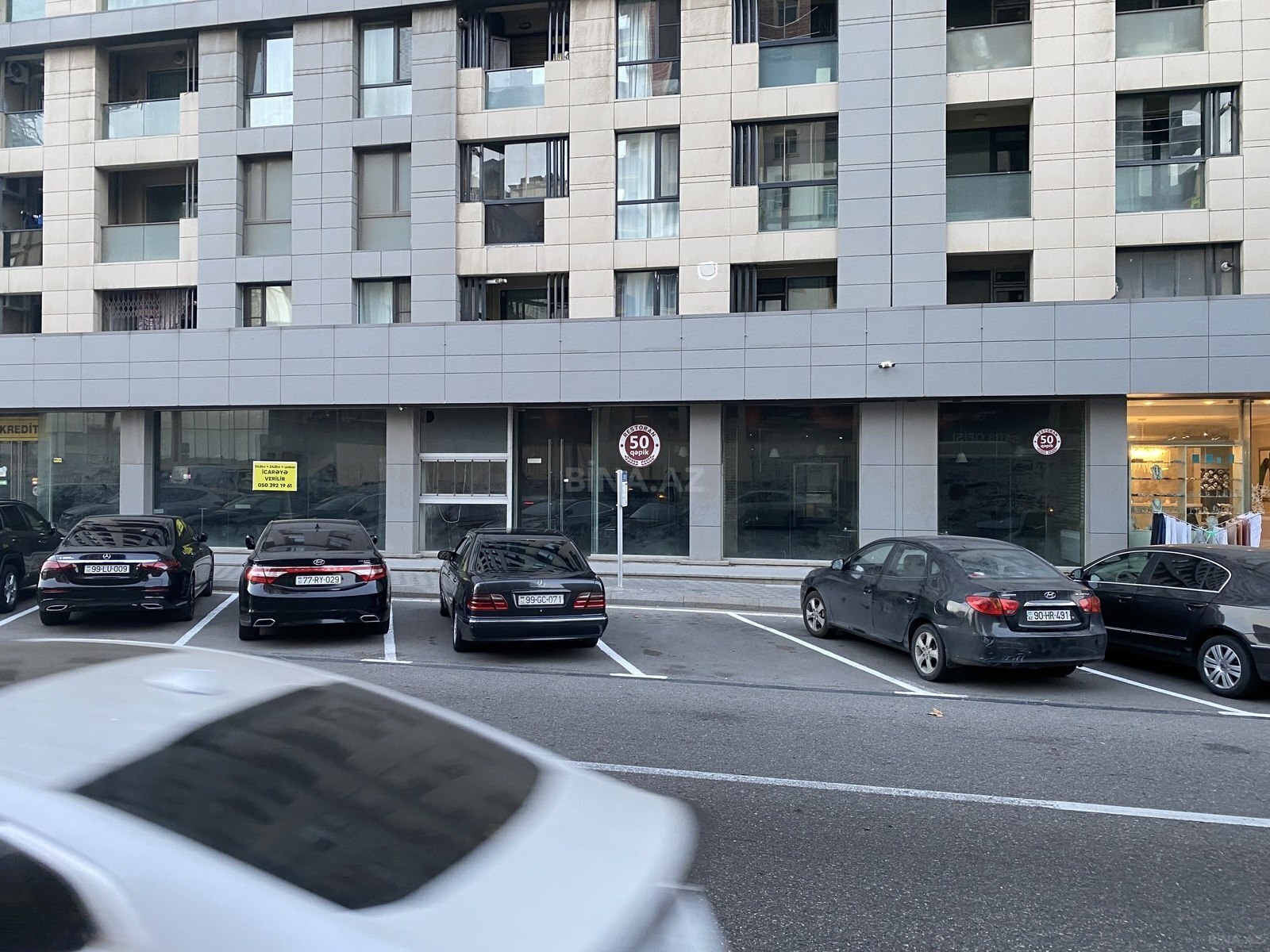 Satılır obyekt 116 m²