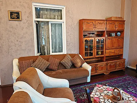 Kirayə verilir 3 otaqlı həyət evi 102 m²