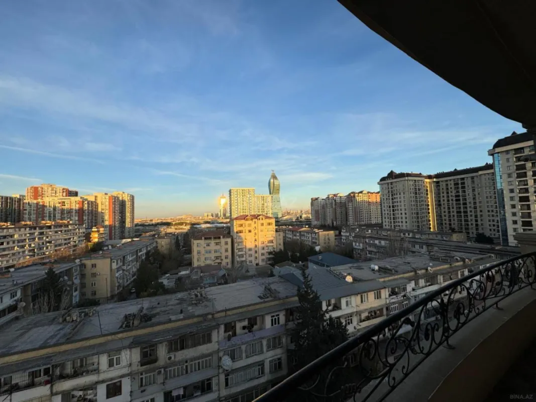 Kirayə verilir 2 otaqlı mənzil 65 m²