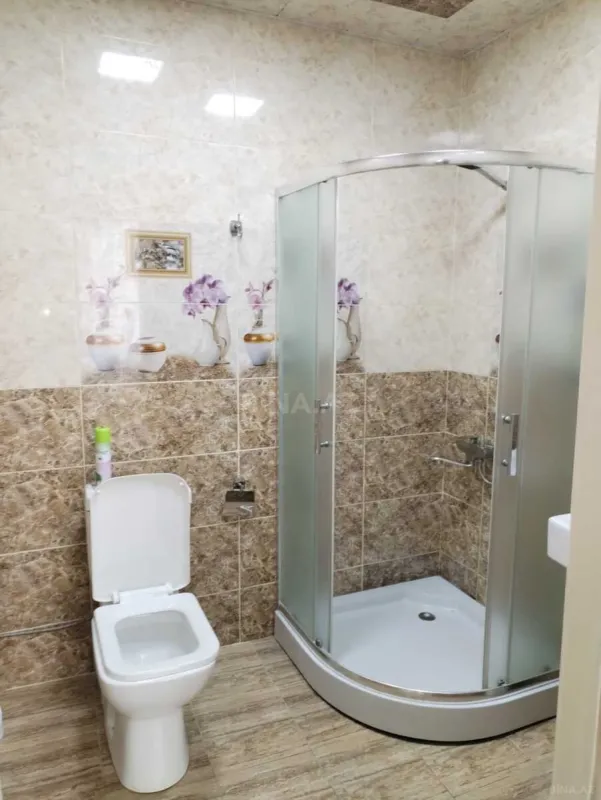 Kirayə verilir 3 otaqlı mənzil 120 m²