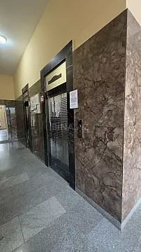 Satılır 3 otaqlı mənzil 130 m²