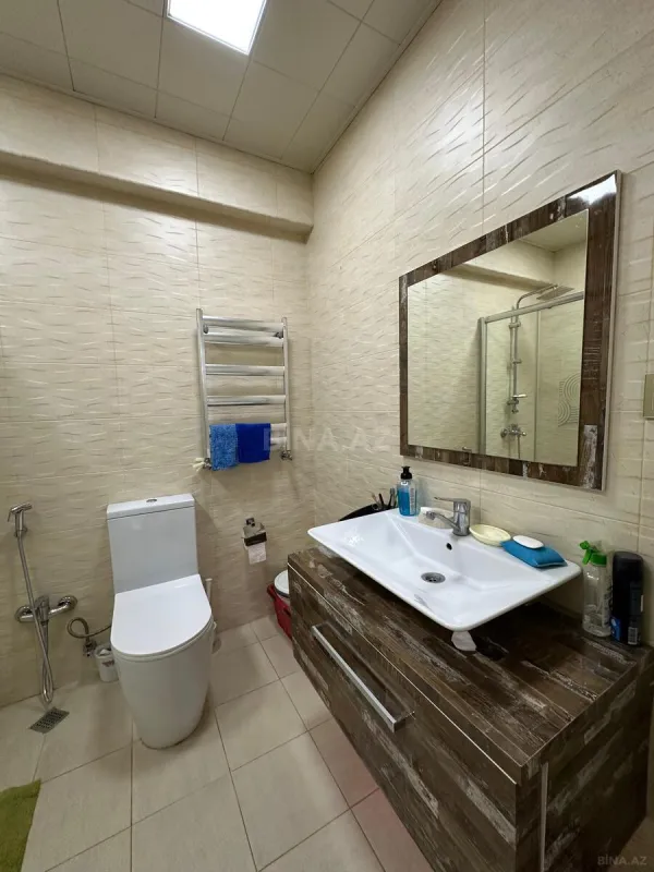 Satılır 3 otaqlı mənzil 120 m²