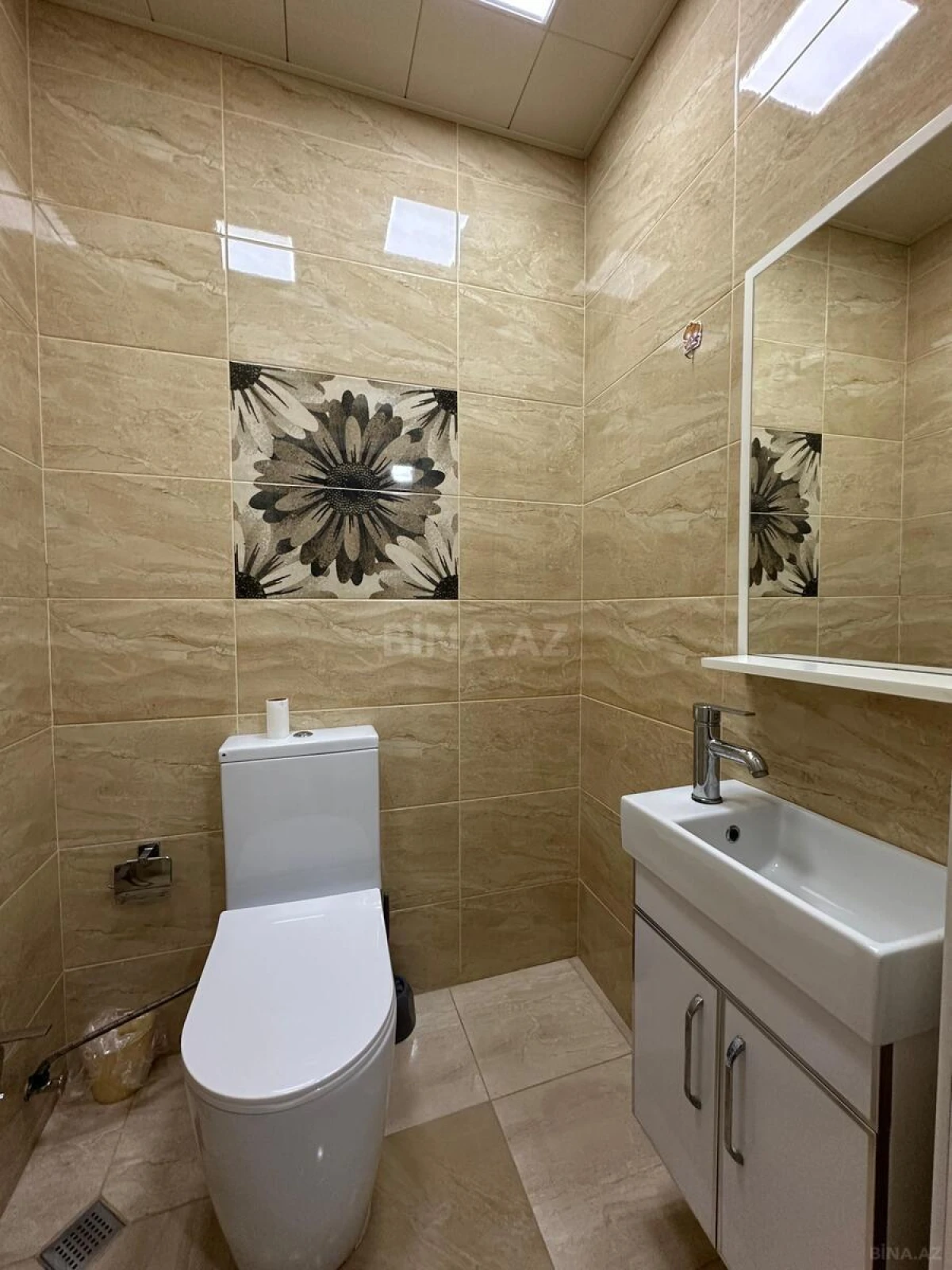 Satılır 3 otaqlı mənzil 120 m²