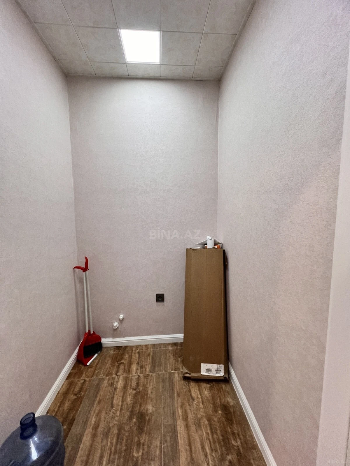 Satılır 2 otaqlı mənzil 93 m²