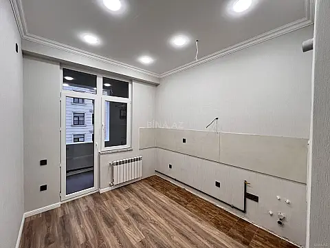 Satılır 2 otaqlı mənzil 93 m²