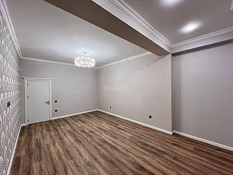 Satılır 2 otaqlı mənzil 93 m²