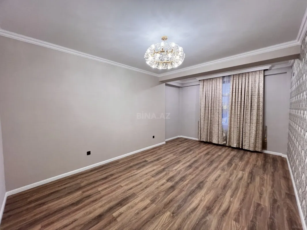 Satılır 2 otaqlı mənzil 93 m²