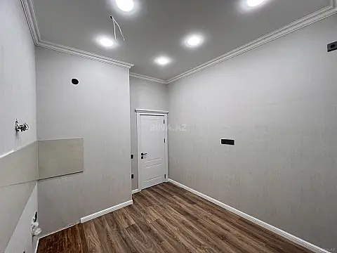 Satılır 2 otaqlı mənzil 93 m²