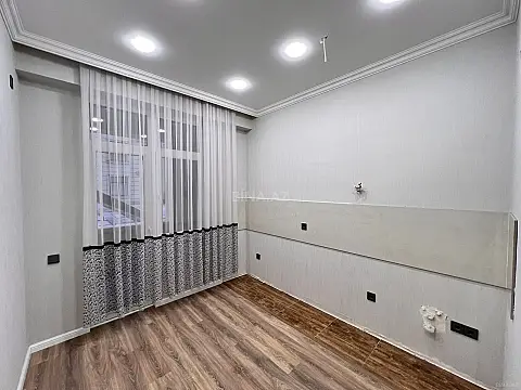 Satılır 2 otaqlı mənzil 93 m²