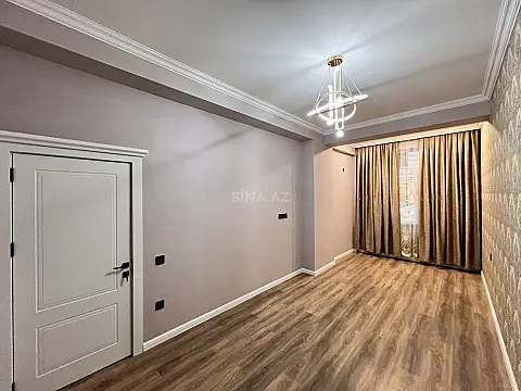 Satılır 2 otaqlı mənzil 93 m²