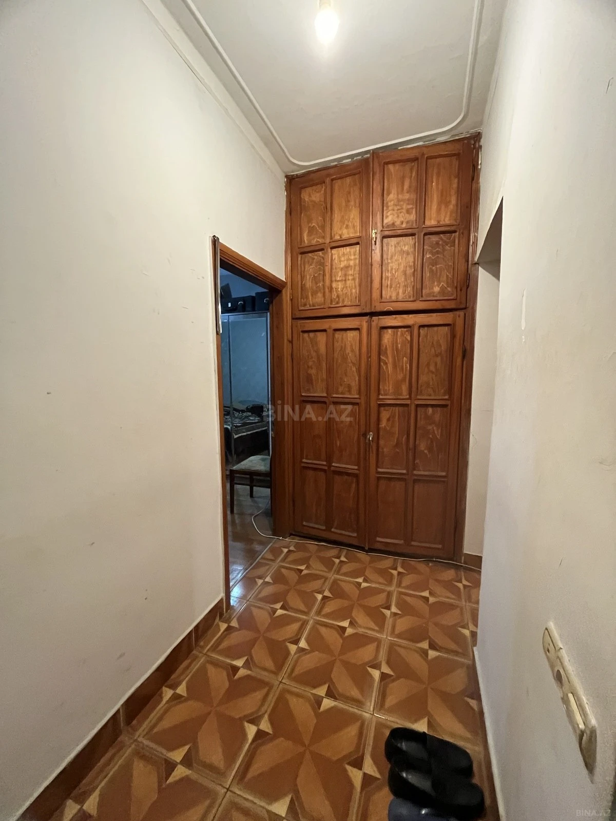 Satılır 4 otaqlı mənzil 100 m²