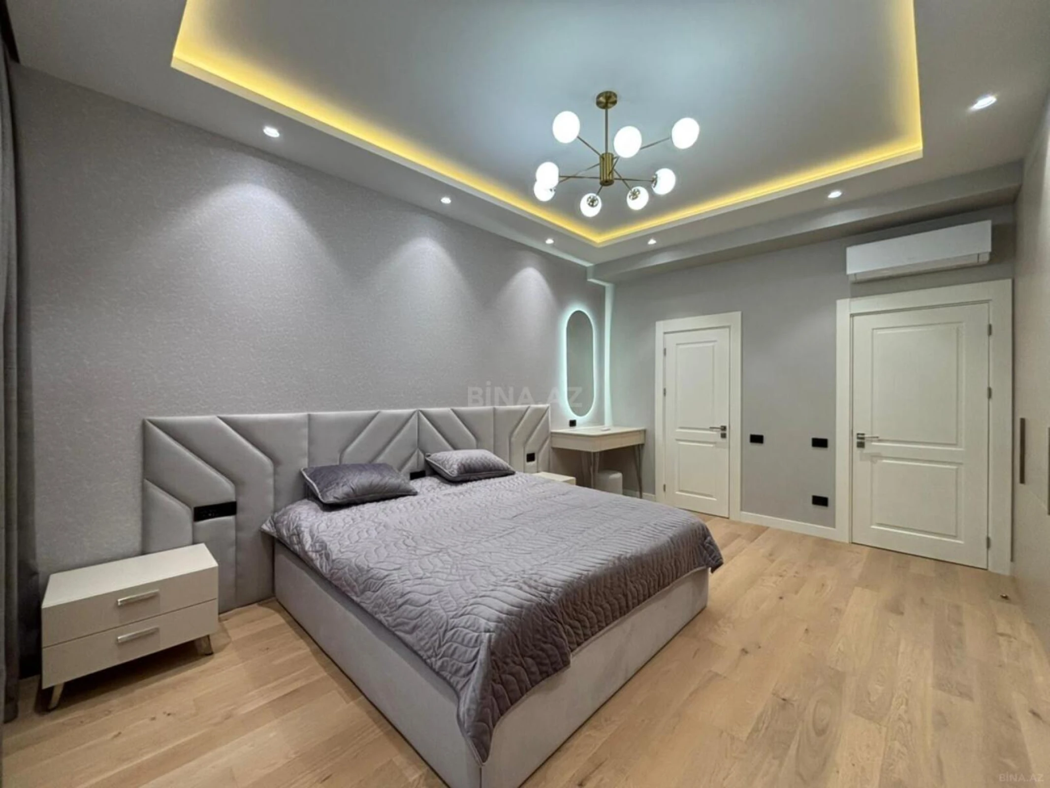 Kirayə verilir 3 otaqlı mənzil 150 m²