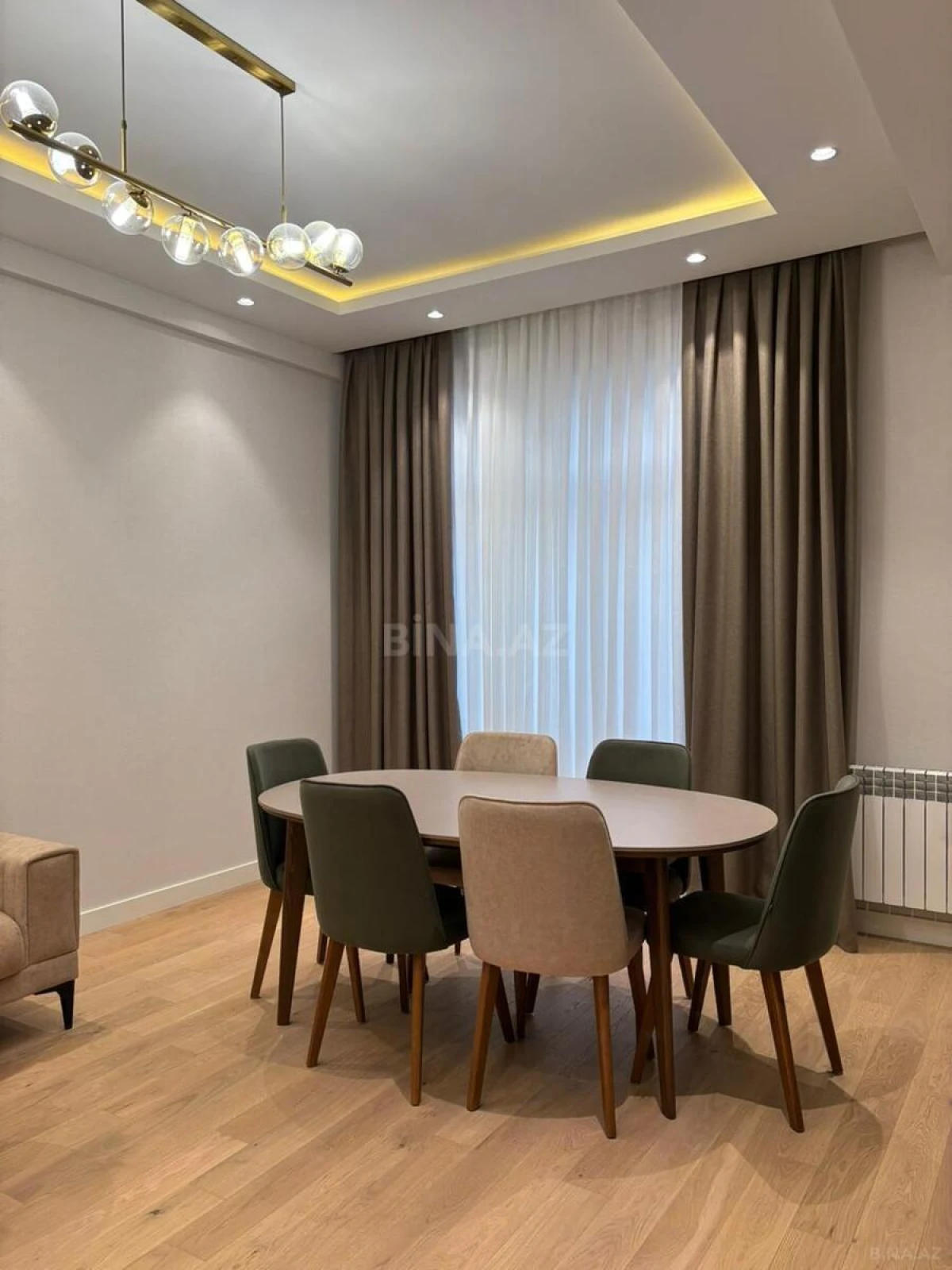 Kirayə verilir 3 otaqlı mənzil 150 m²