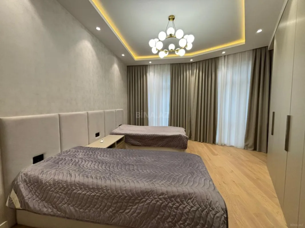 Kirayə verilir 3 otaqlı mənzil 150 m²