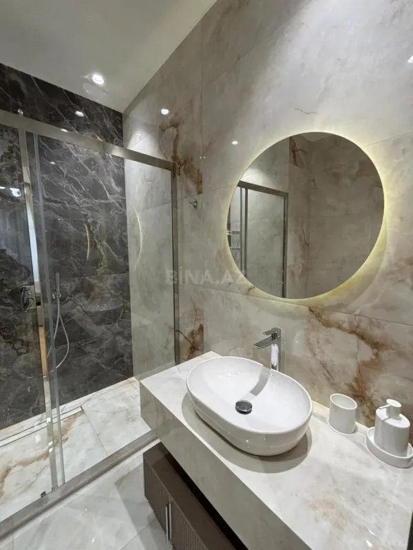 Kirayə verilir 3 otaqlı mənzil 150 m²