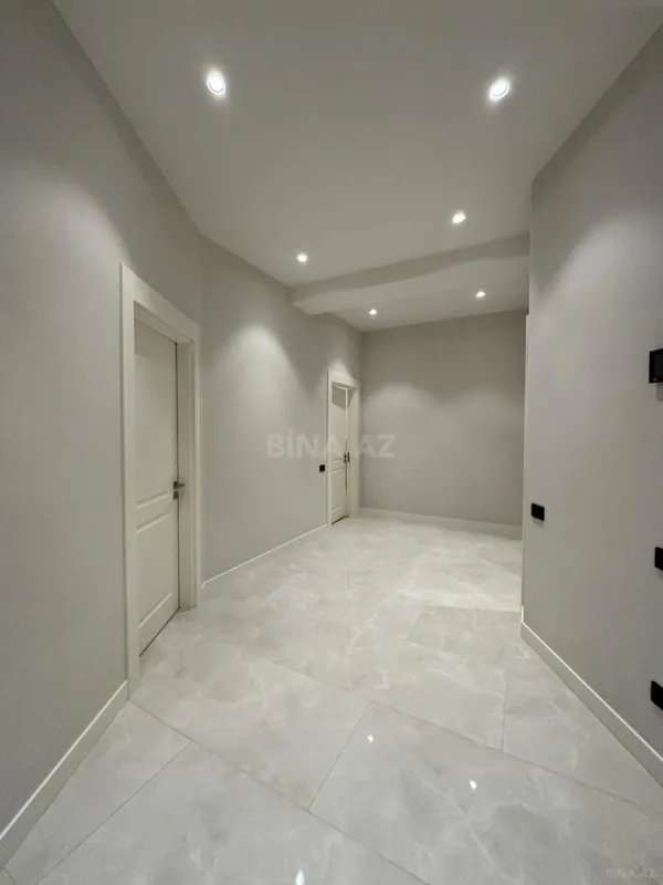 Kirayə verilir 3 otaqlı mənzil 150 m²