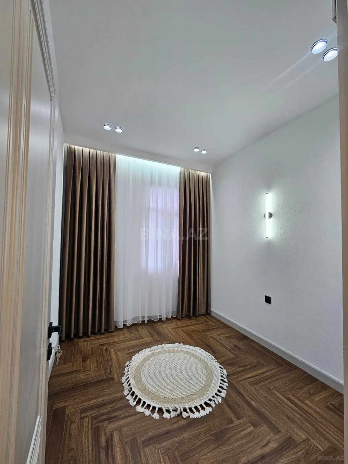 Satılır 3 otaqlı mənzil 90 m²