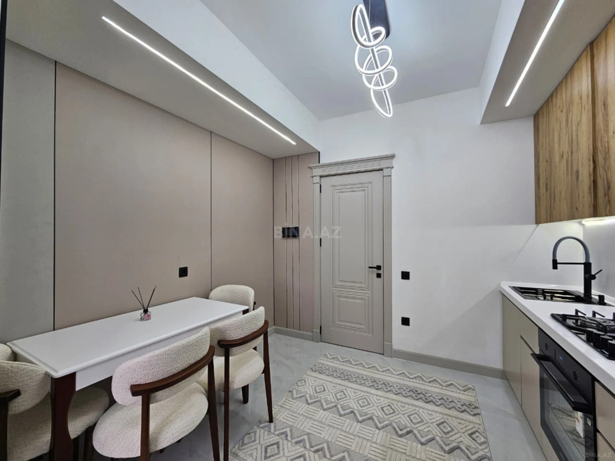 Satılır 3 otaqlı mənzil 90 m²