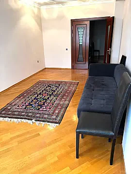 Satılır 2 otaqlı mənzil 90 m² — Bakı 2 otaq 90.00 m²