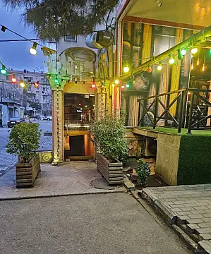 Satılır obyekt 130 m²