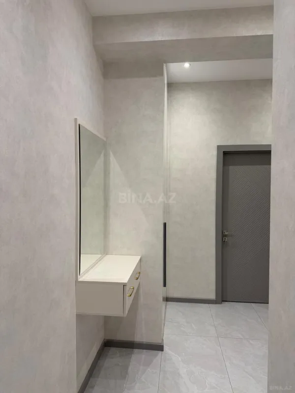 Satılır 2 otaqlı mənzil 91.3 m²