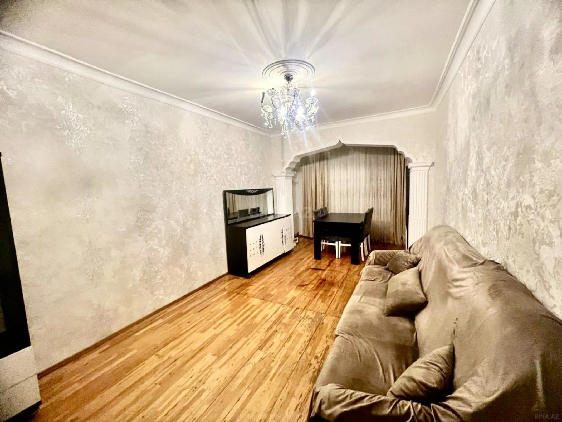 Satılır 3 otaqlı mənzil 85 m²