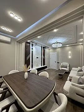 Satılır 3 otaqlı mənzil 105 m²