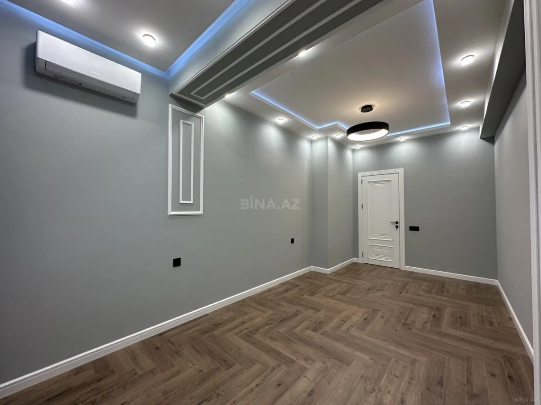 Satılır 3 otaqlı mənzil 105 m²