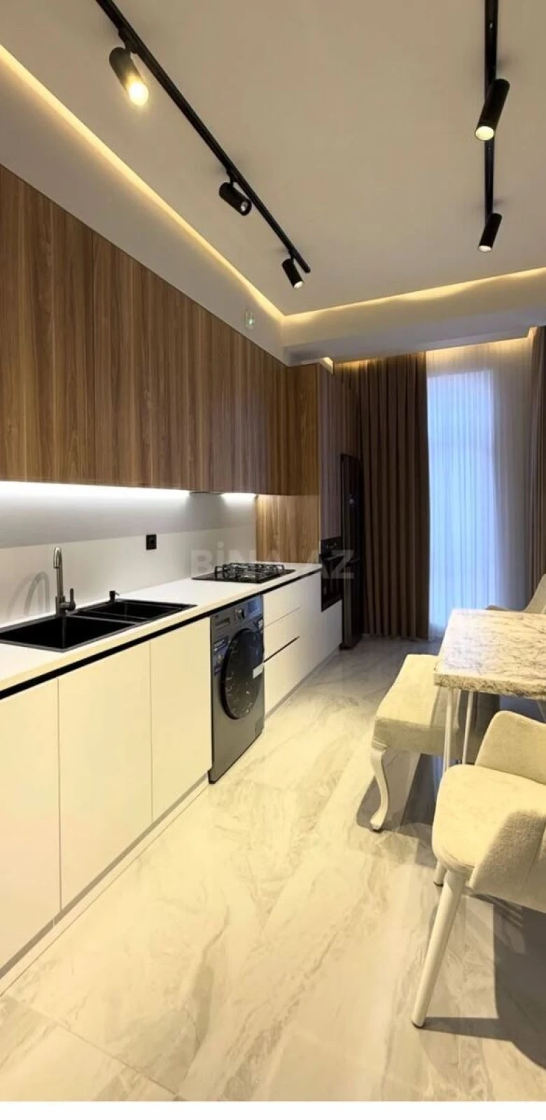 Satılır 3 otaqlı mənzil 77 m²