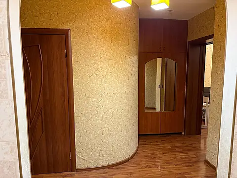 Satılır 2 otaqlı mənzil 64 m²