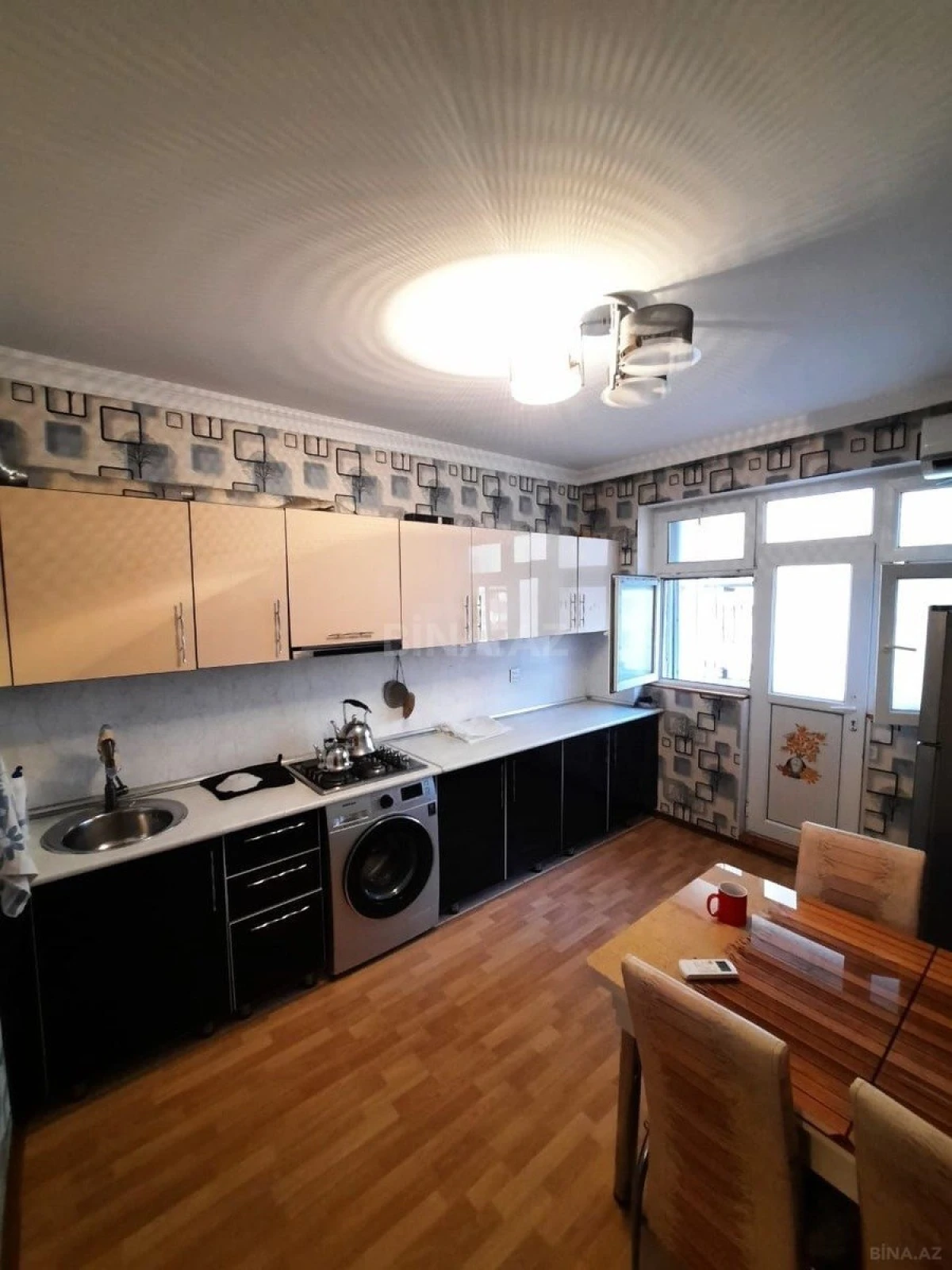 Satılır 2 otaqlı mənzil 60 m²