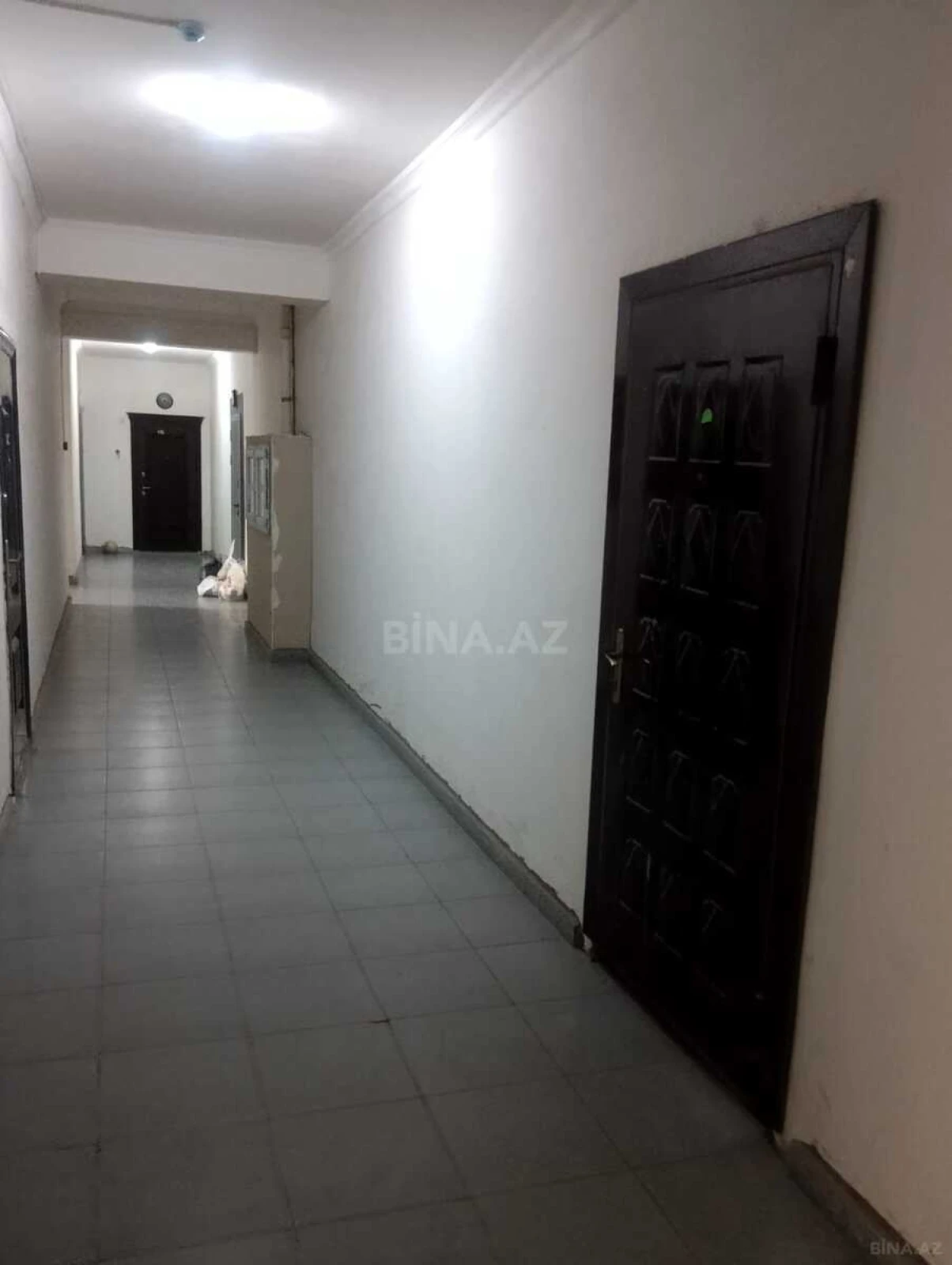 Satılır 3 otaqlı mənzil 105 m²