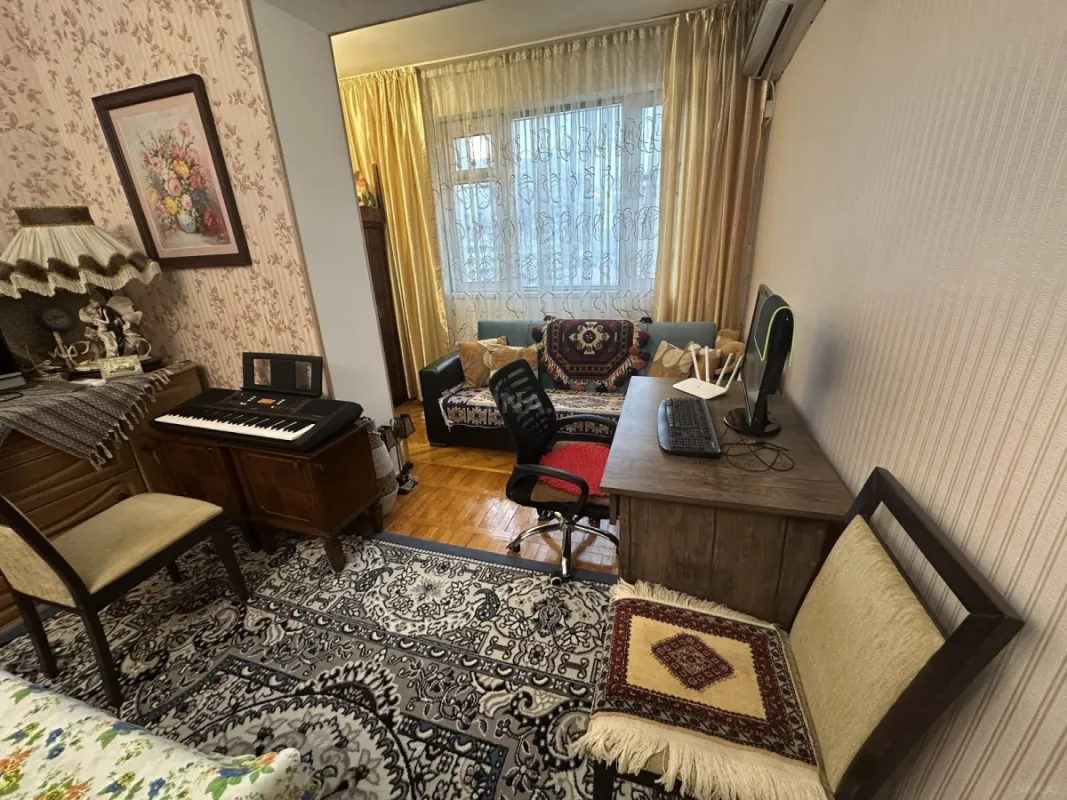 Satılır 3 otaqlı mənzil 100 m²