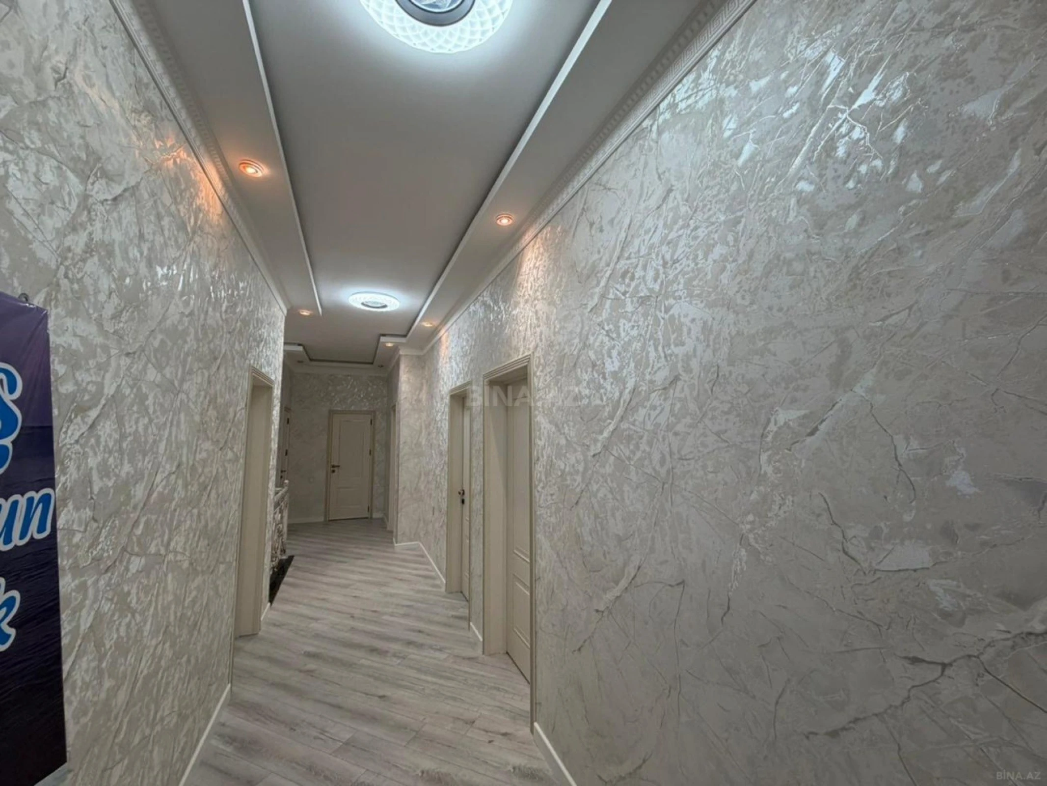 Satılır 7 otaqlı həyət evi 220 m²