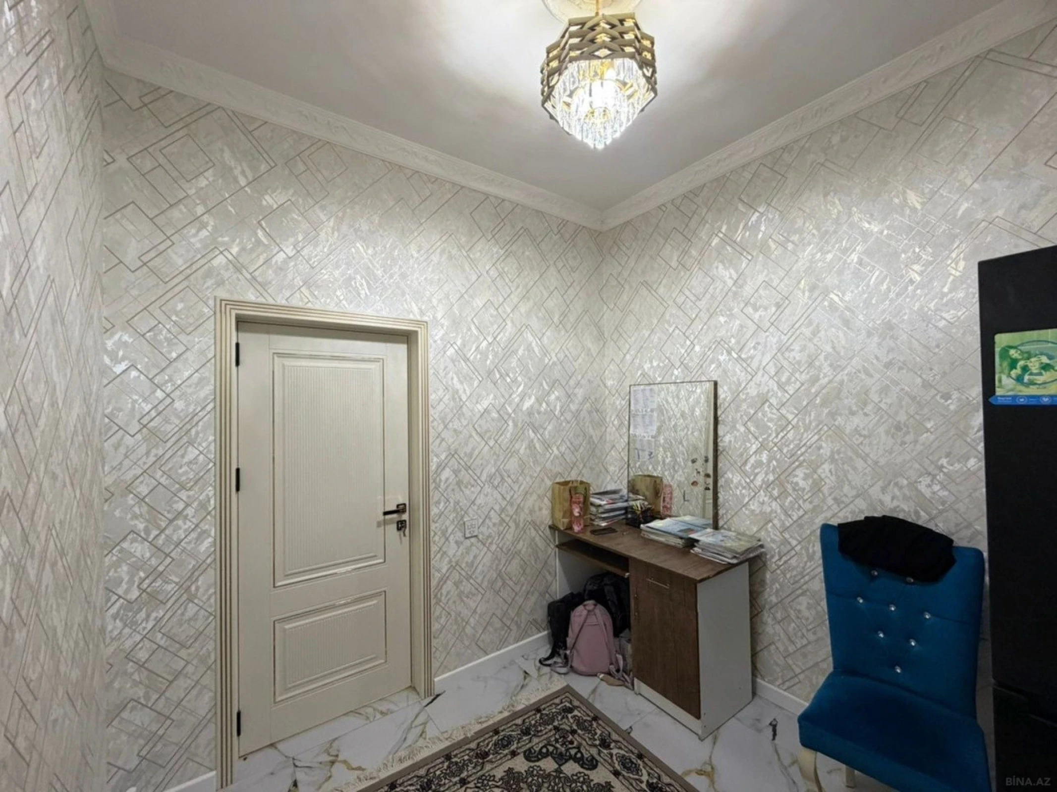 Satılır 7 otaqlı həyət evi 220 m²