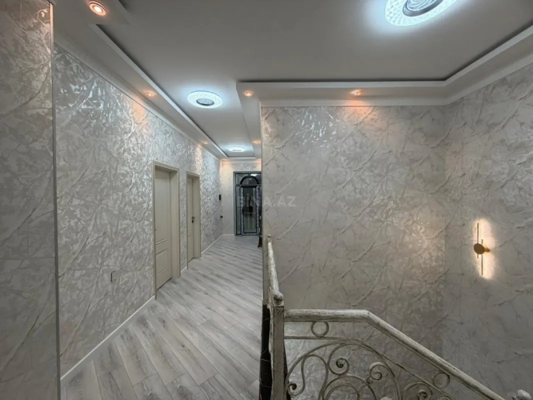 Satılır 7 otaqlı həyət evi 220 m²