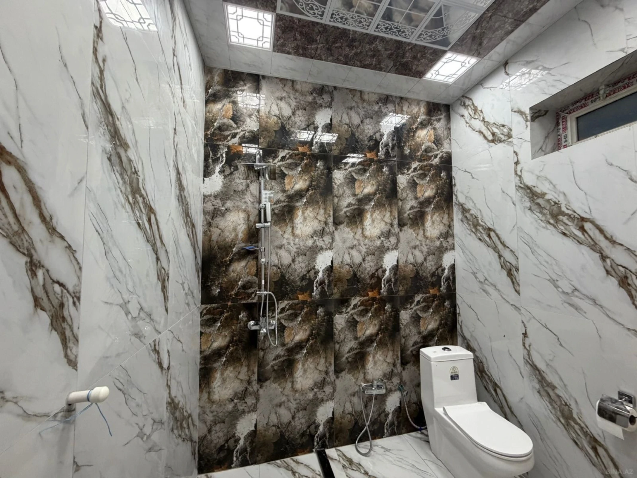 Satılır 7 otaqlı həyət evi 220 m²